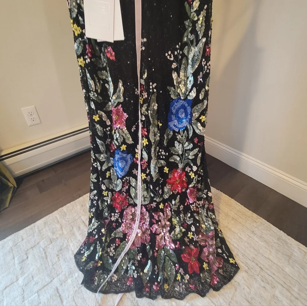 NWT MAC DUGGAL Floral Embellished Spaghetti Strap Gown Black Size 14 - Picture 6 of 12